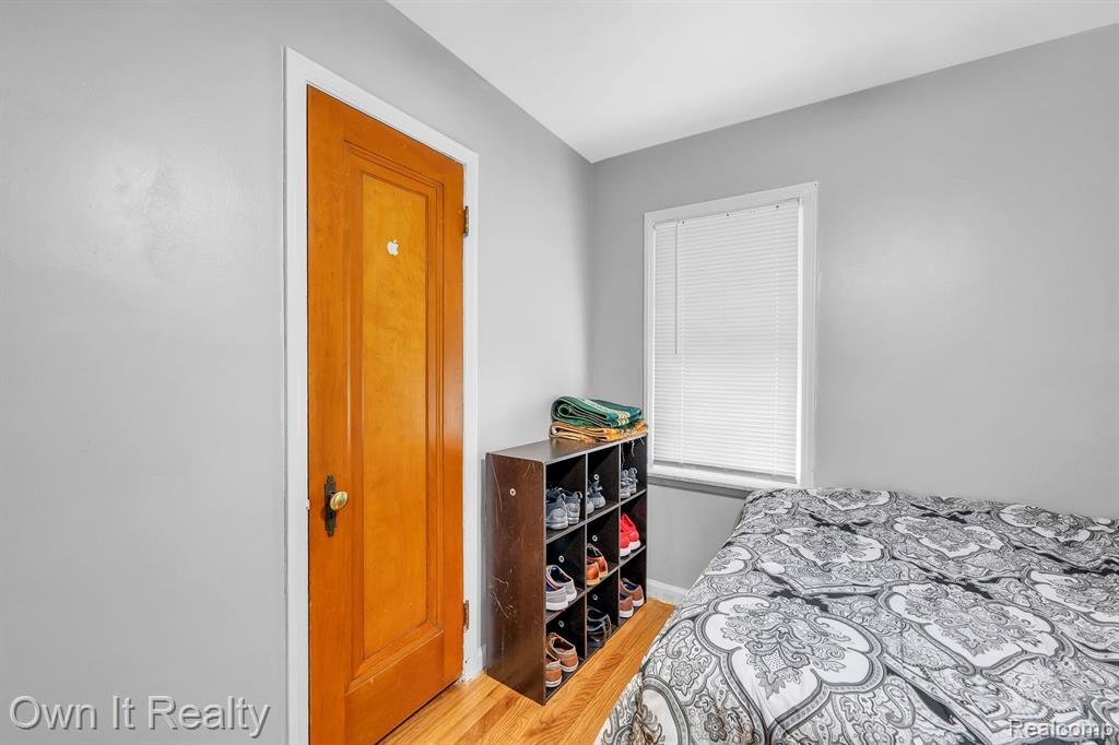 5461 JONATHON Street, Dearborn, MI 48126 — Photo 15