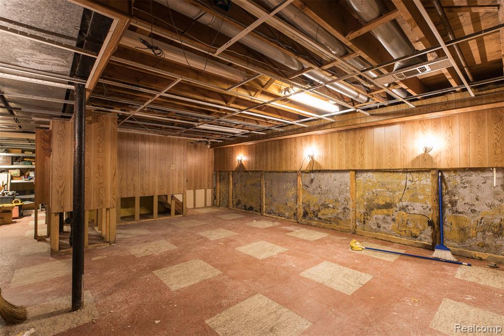 29823 Kingsbridge Drive, Gibraltar, MI — Photo 38
