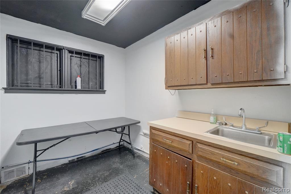 14755 fenkell Street, Detroit, MI 48227 — Photo 16