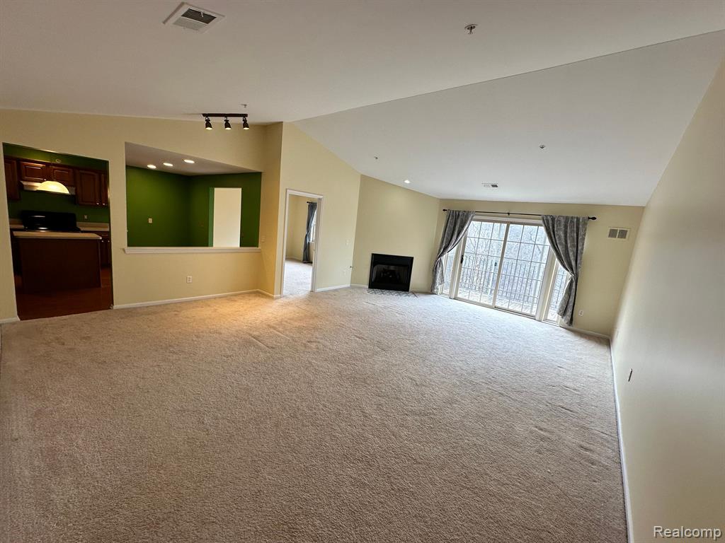 39700 ROCKCREST Lane, Northville, MI — Photo 10