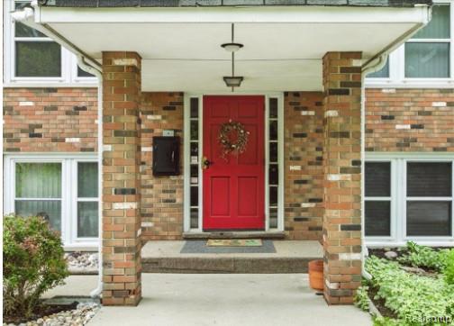 810 Holland Avenue, 2, Port Huron, MI 48060 — Photo 3