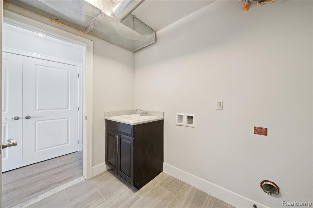 53779 Champlain Street, Macomb, MI 48042 — Photo 31