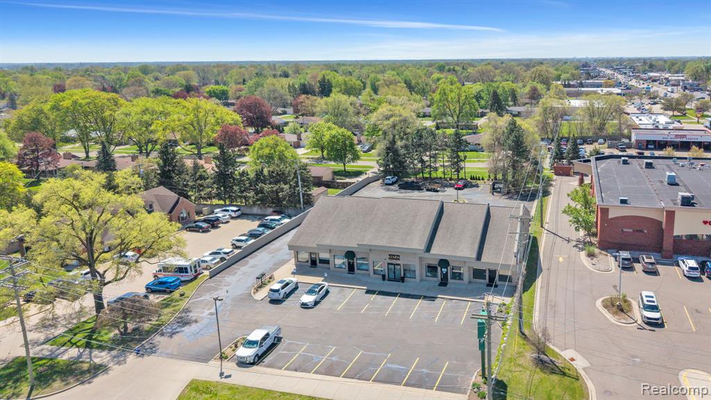 8074 21 Mile Rd, Shelby Twp, MI 48317 — Photo 20