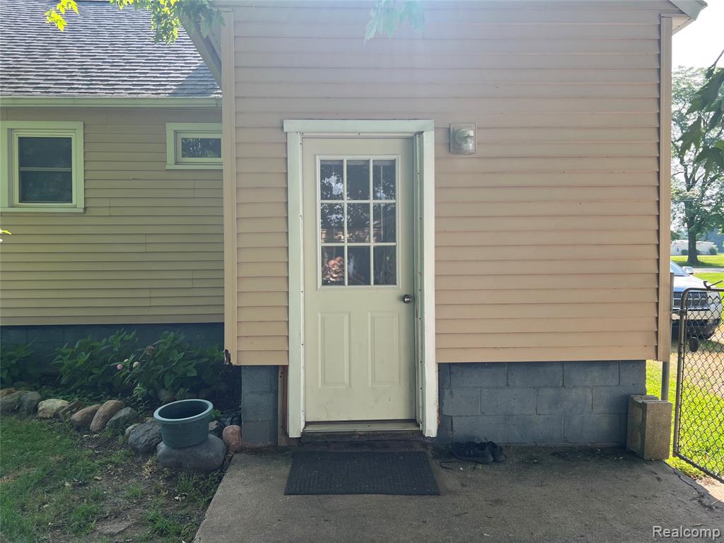 6860 Sheridan Road, Saginaw, MI 48601 — Photo 11