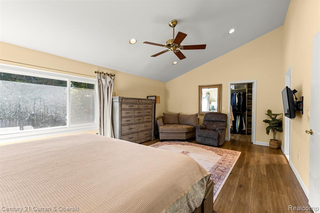 5084 Champlain Circle, West Bloomfield, MI 48323 — Photo 30