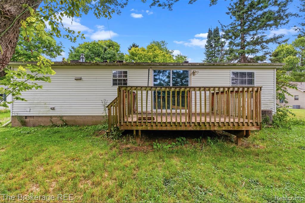 6829 West Street, North Branch, MI 48461 — Photo 8