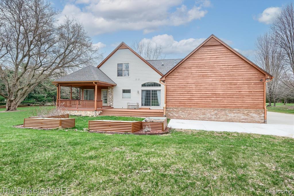 9055 N Island Drive, Flushing, MI 48433 — Photo 16