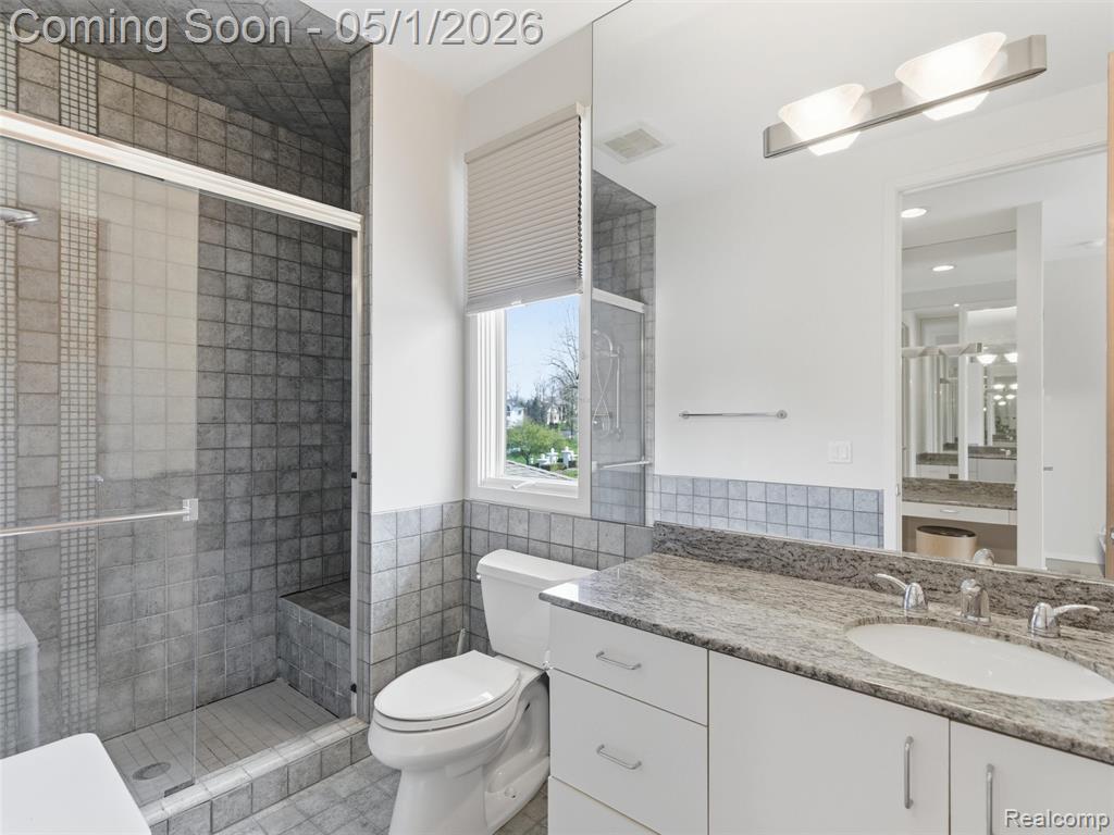 8390 Warwick Groves Court, Grand Blanc, MI 48439 — Photo 50