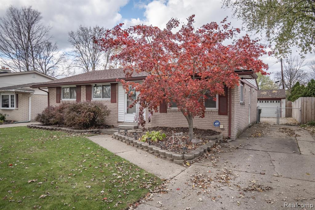 39464 CATHER Street, Canton, MI 48187 — Photo 33