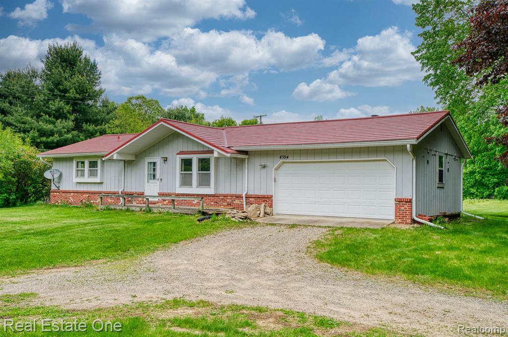 4384 DEXTER PINCKNEY Road, Dexter, MI 48130 — Photo 2