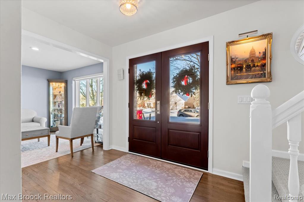 412 Shellbourne Drive, Rochester Hills, MI 48309 — Photo 3