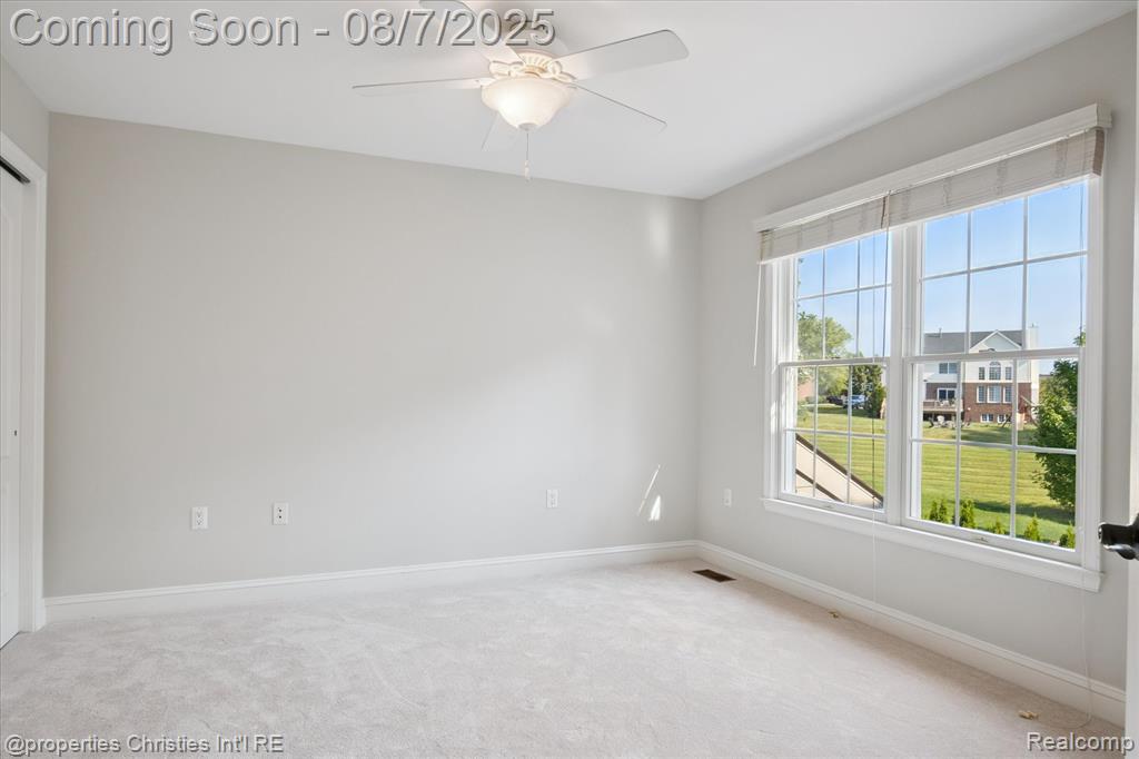45780 Tournament Drive S, Northville, MI 48168 — Photo 36