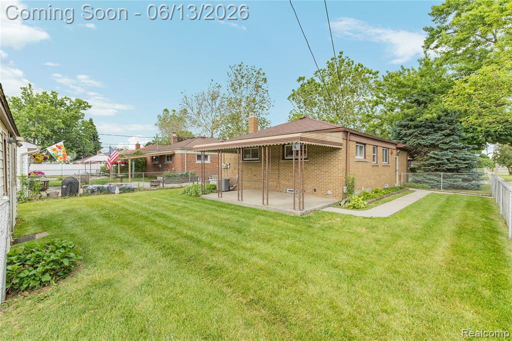 8758 Huron Street, Taylor, MI 48180 — Photo 27