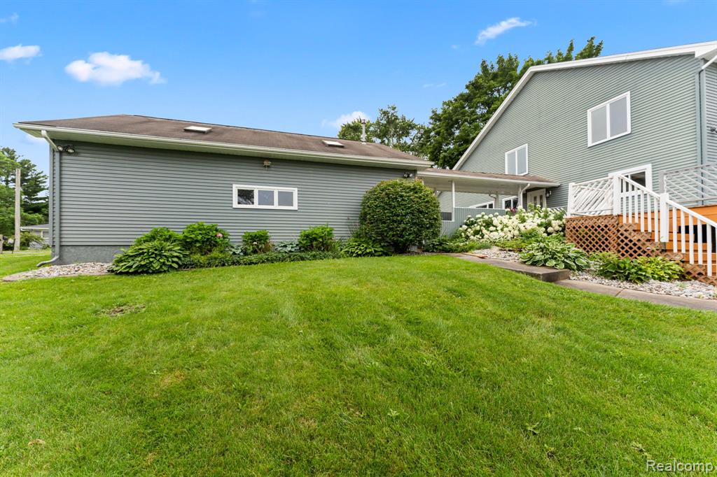 6628 Longworth Drive, Waterford, MI — Photo 25