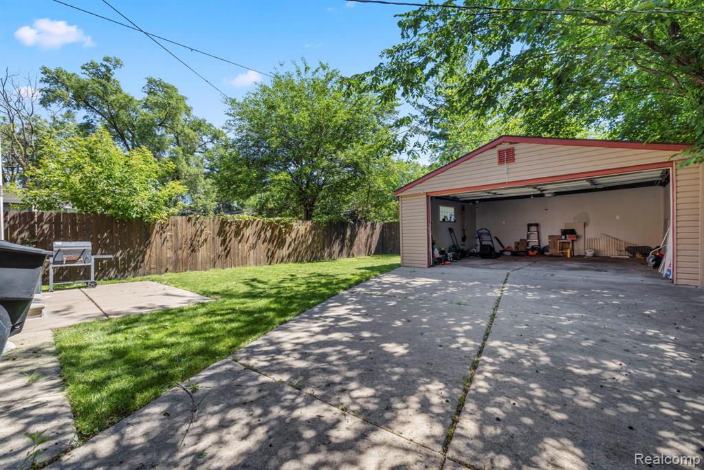 3103 Ewald Circle, Detroit, MI 48238 — Photo 26