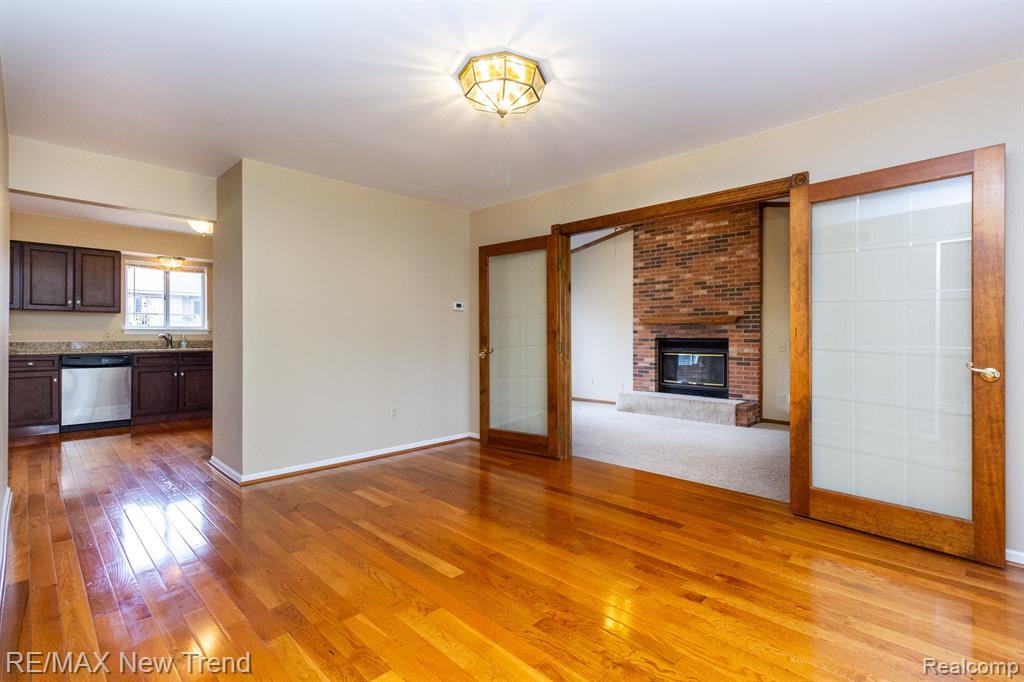 24486 RIVERVIEW Lane, Novi, MI — Photo 7