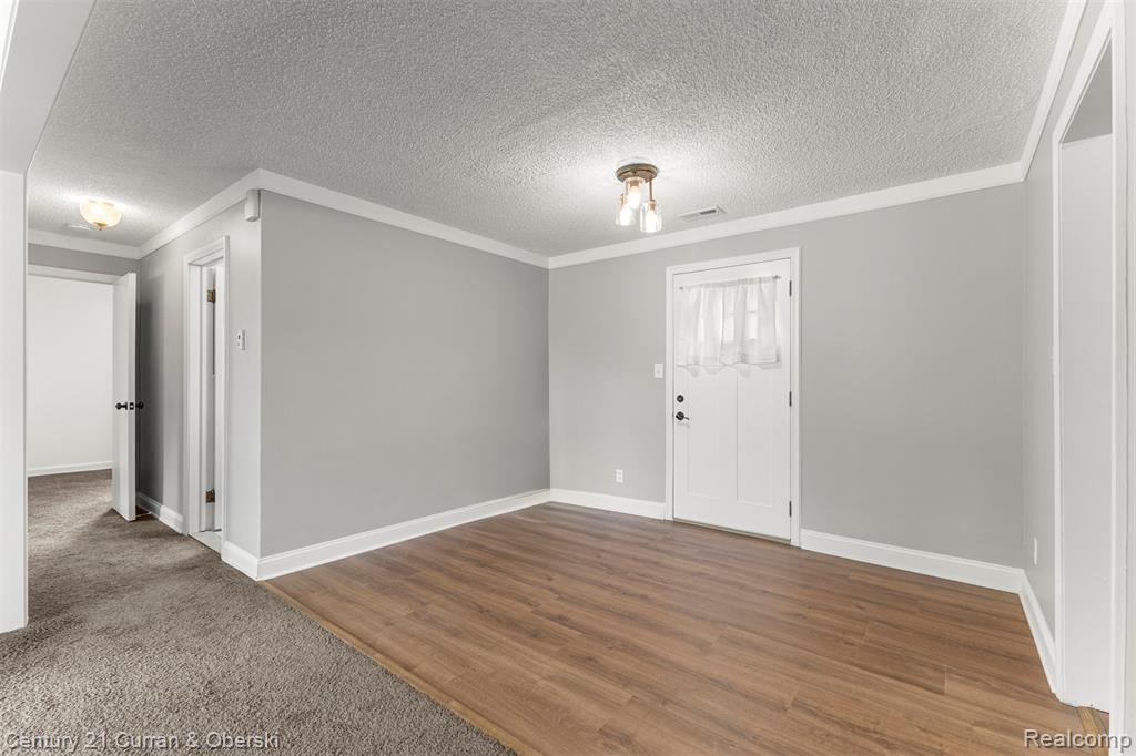 1843 Lathers Street, Garden City, MI — Photo 12