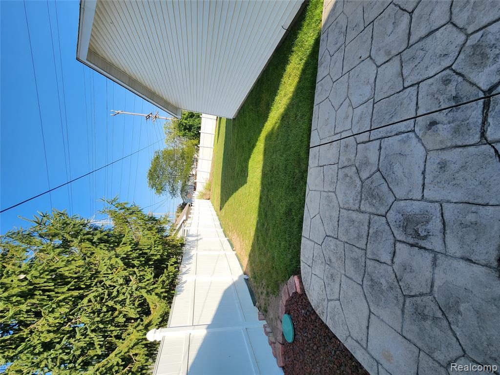 3955 Trumbull Street, Trenton, MI 48183 — Photo 35