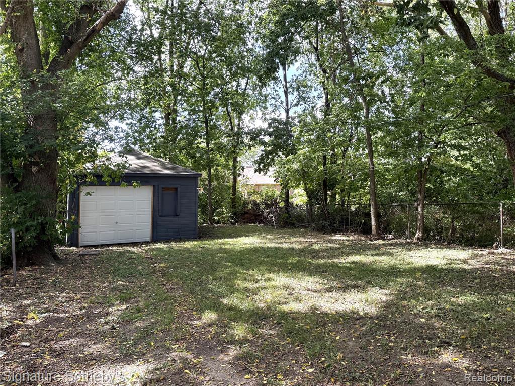 11375 Grandmont Avenue, Detroit, MI 48227 — Photo 15