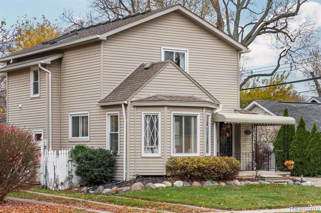 820 CHEROKEE Avenue, Royal Oak, MI 48067 — front exterior