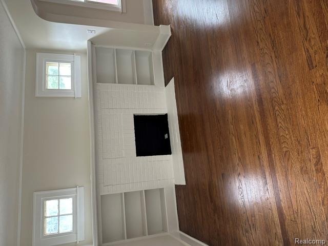 24320 Flower Ave, Eastpointe, MI 48021 — Photo 10