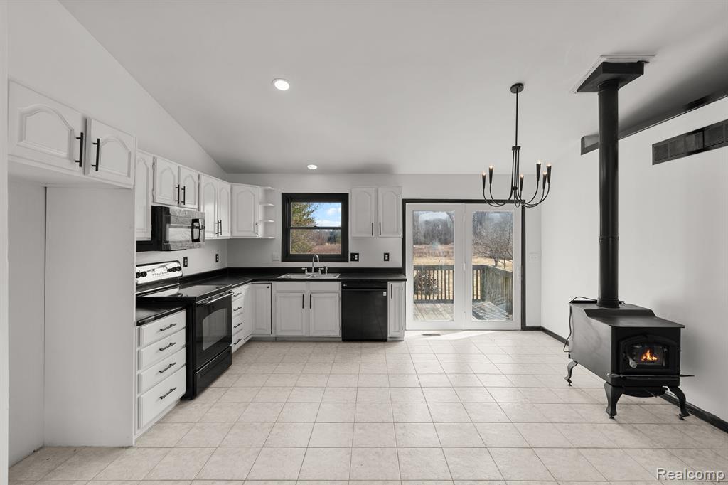 80842 SCOTCH SETTLEMENT Road, Bruce, MI 48065 — Photo 9