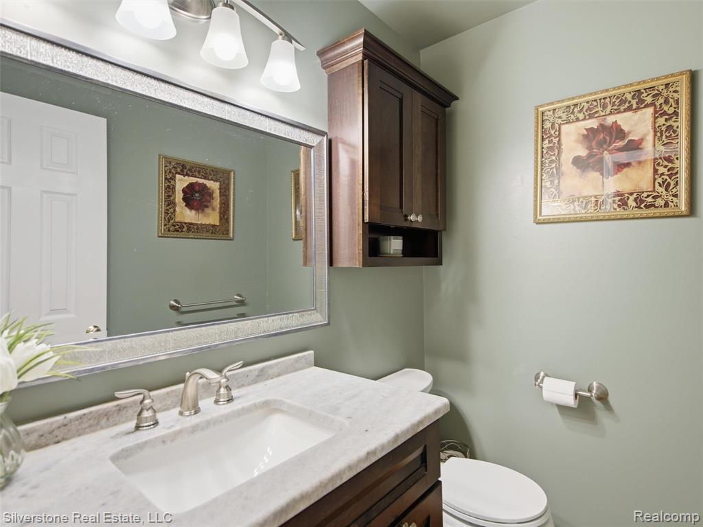 6577 Edith Court, Troy, MI 48085 — Photo 28