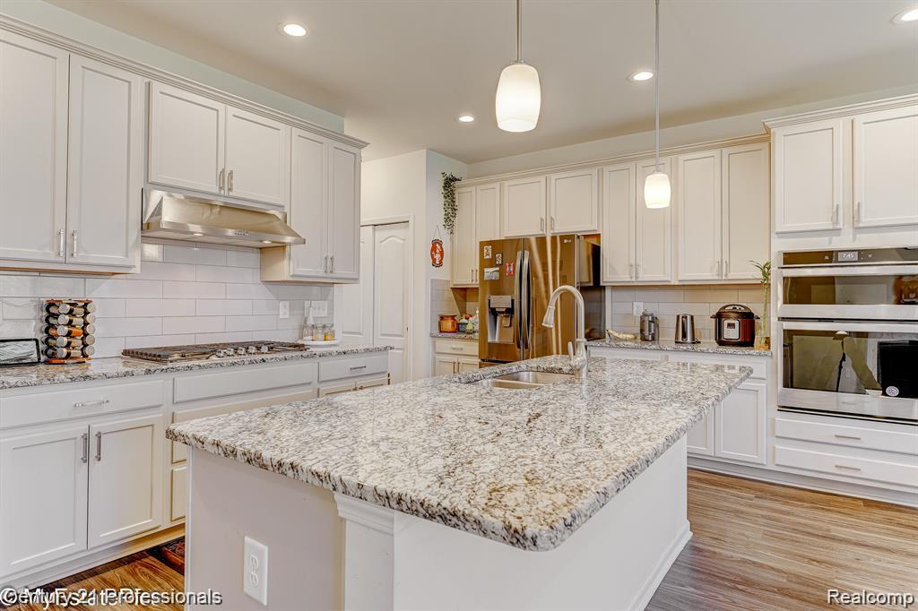 43646 Prospect Lane, Novi, MI — Photo 17