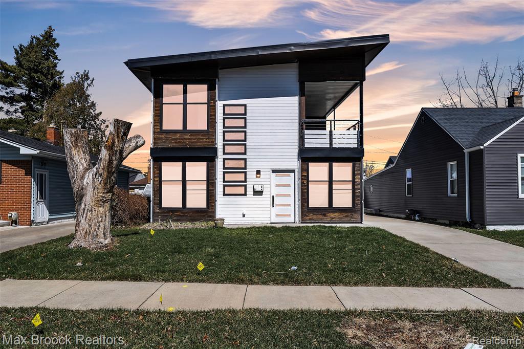 51 E Shevlin Avenue, Hazel Park, MI 48030 — front exterior