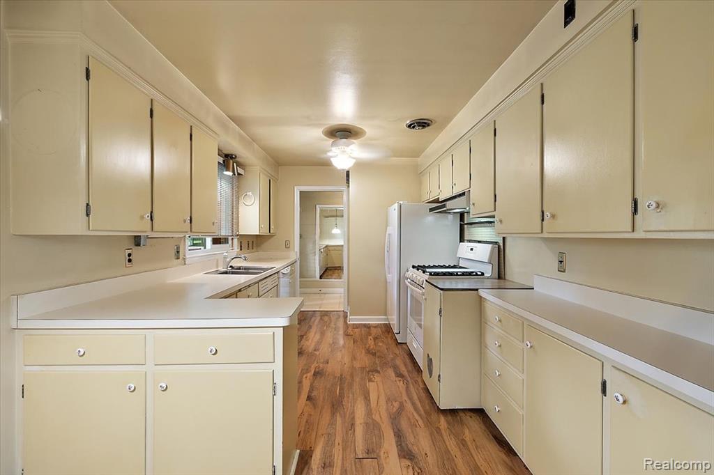 4110 Orchard Hill Drive, Bloomfield Hills, MI 48304 — Photo 10