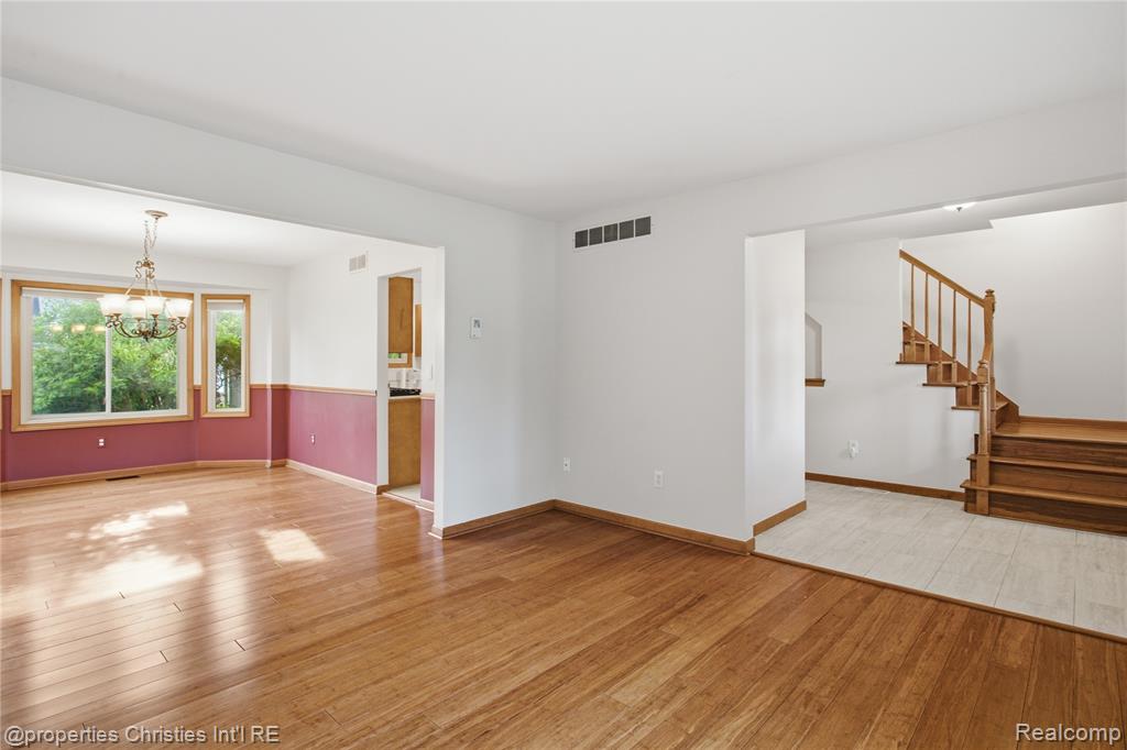 6474 Bedview Drive, Saline, MI 48176 — Photo 8