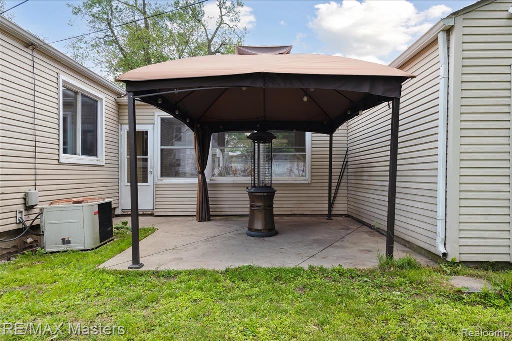 601 Saint Marys Avenue, Monroe, MI 48162 — Photo 31