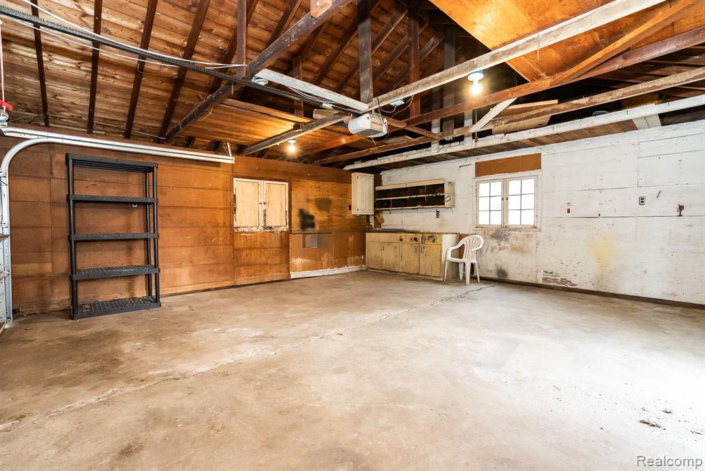 634 W HARWOOD Avenue, Madison Heights, MI 48071 — Photo 50
