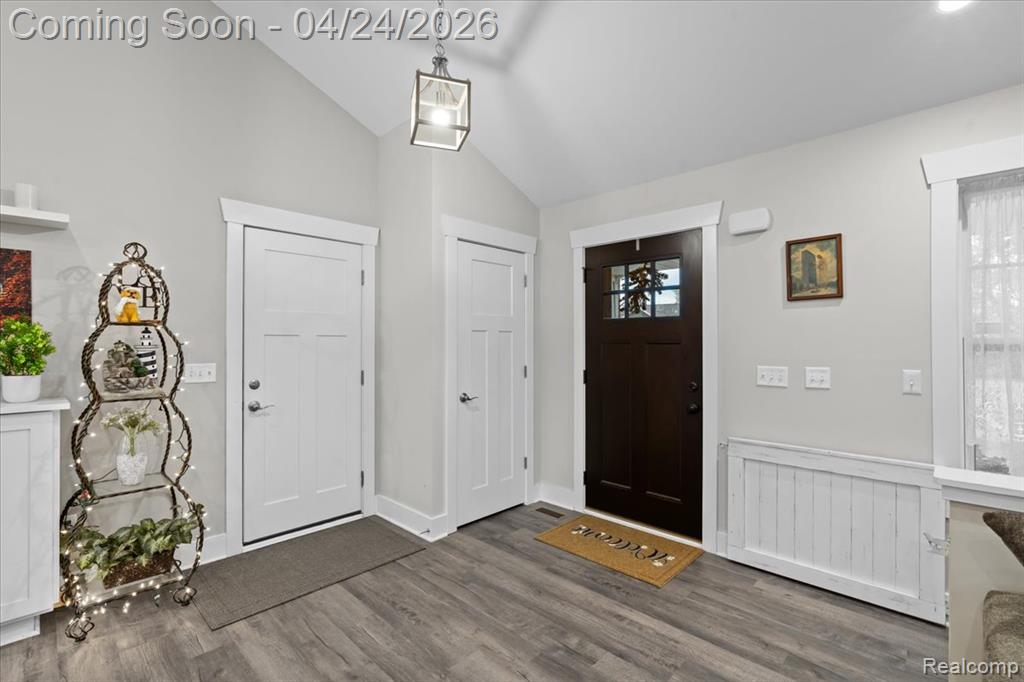 5860 Scenic Bluff Drive, Brighton, MI 48116 — Photo 4