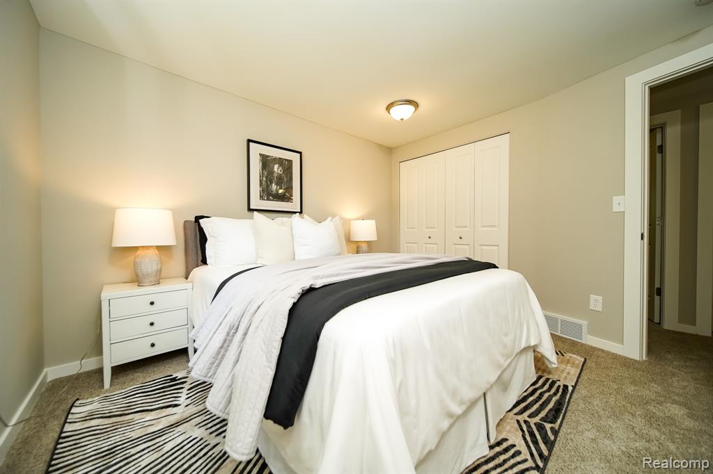 48297 Mallard Drive, New Baltimore, MI 48047 — Photo 45