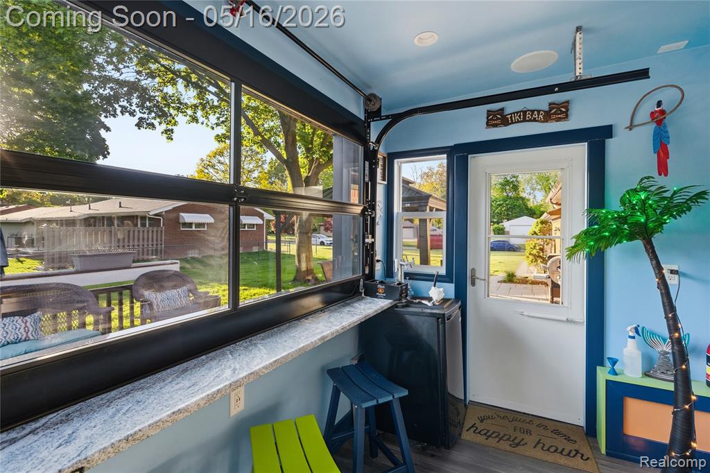 21420 Salisbury Avenue, Grosse Ile, MI 48138 — Photo 33