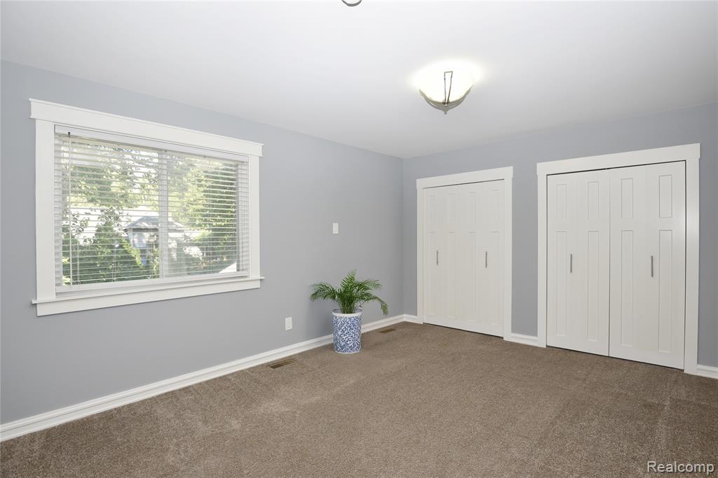 3800 Lakeview Boulevard, Orchard Lake Village, MI 48324 — Photo 27