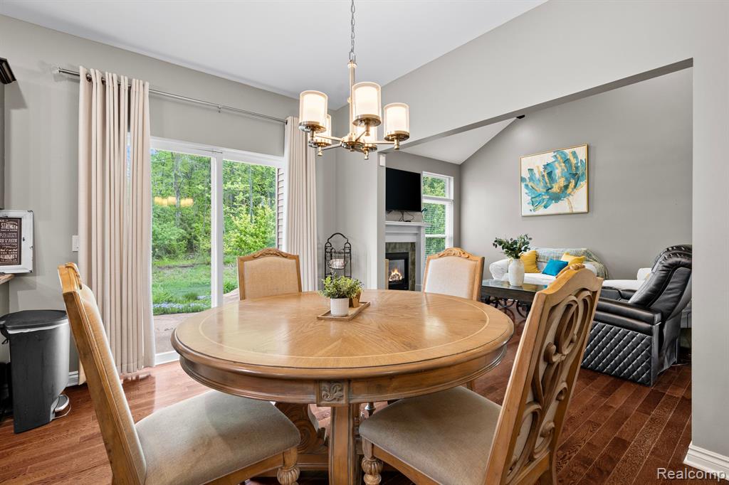 8032 IVY GLEN Park, White Lake, MI — Photo 13