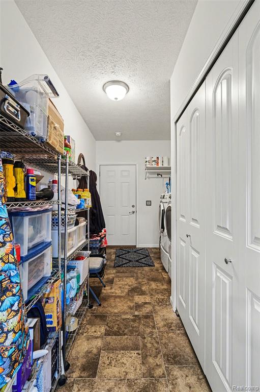 895 E Wardlow Road, Highland, MI 48356 — Photo 23