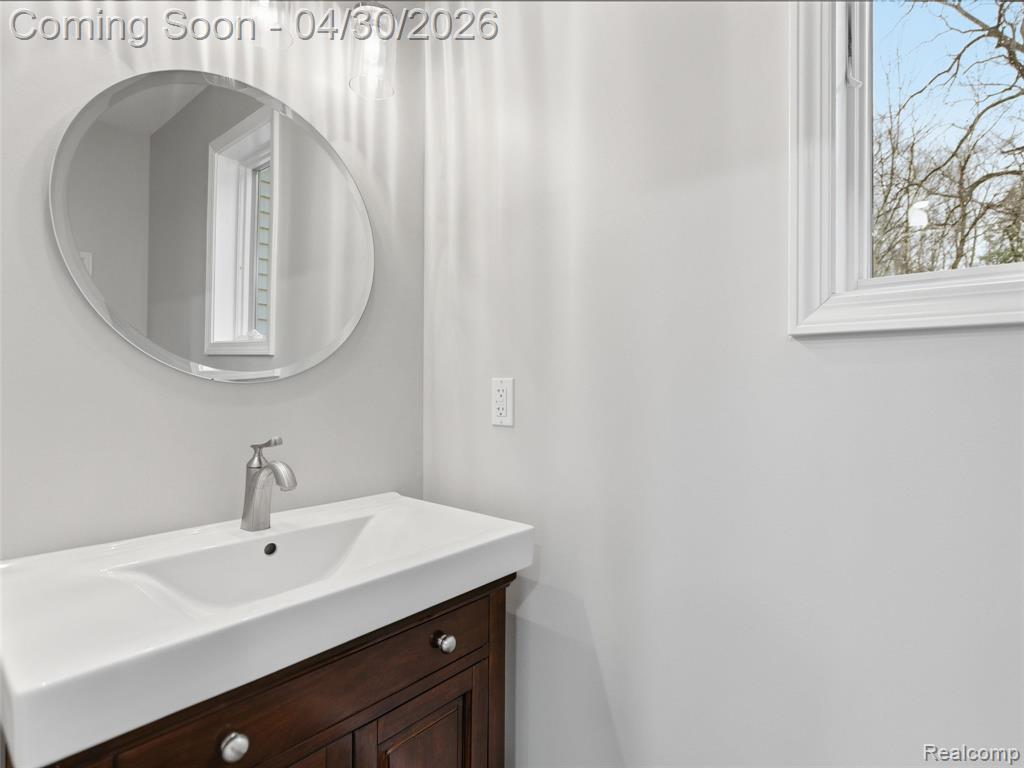 12210 Mantawauka Drive, Fenton, MI 48430 — Photo 39