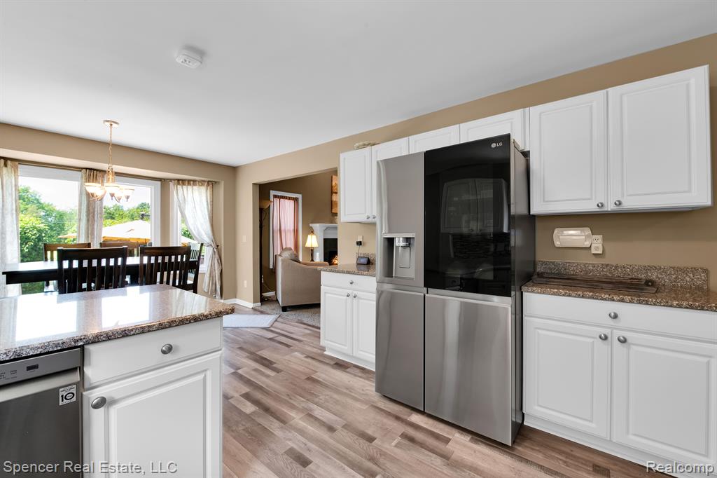 600 TURNBULL Street, Lapeer, MI 48446 — Photo 9