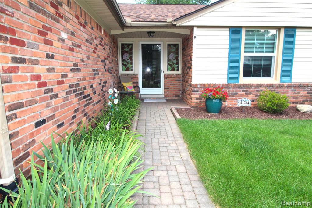 41784 Ladywood Drive, Northville, MI 48168 — Photo 2