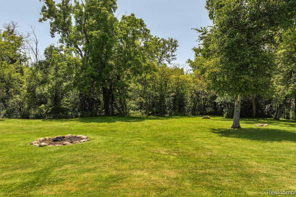 8406 E LIPPINCOTT Boulevard, Davison, MI 48423 — Photo 14