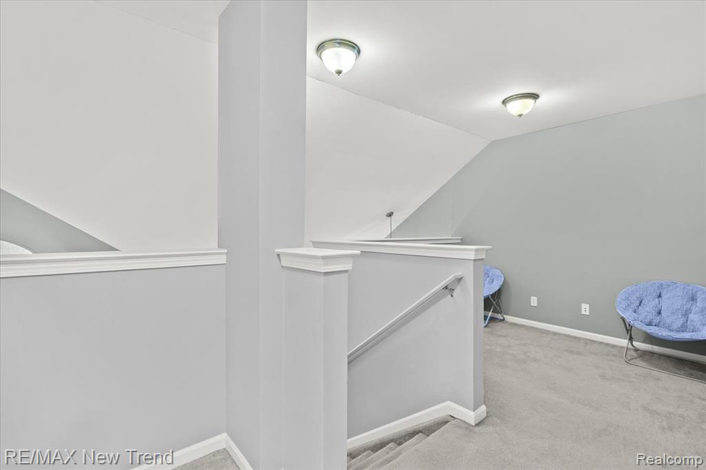 662 Village Lane, Milford, MI 48381 — Photo 28