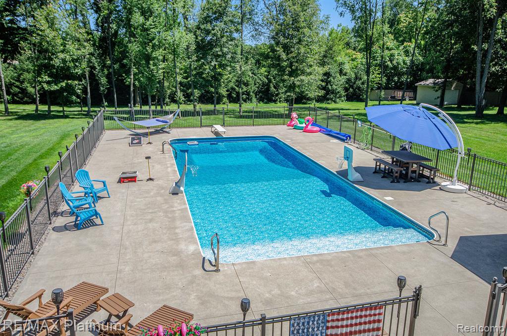 4090 ROLLING ACRES DRIVE, Hartland, MI 48353 — Photo 33
