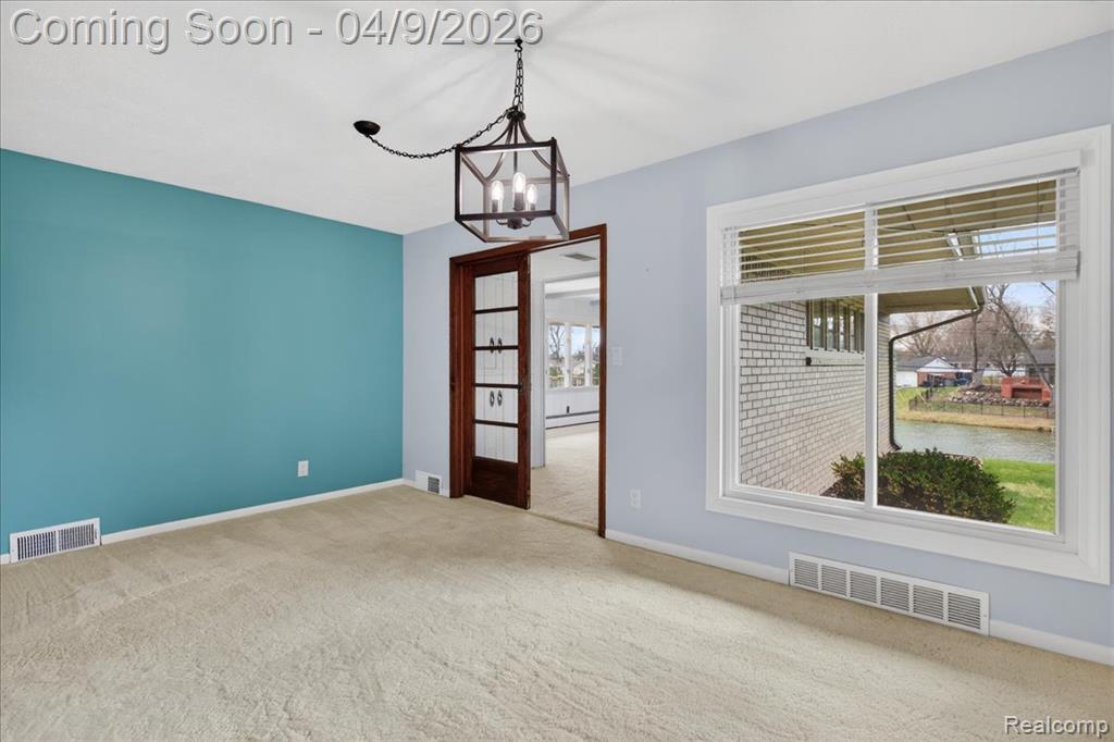 3955 Cambrook Lane, Waterford, MI 48329 — Photo 14