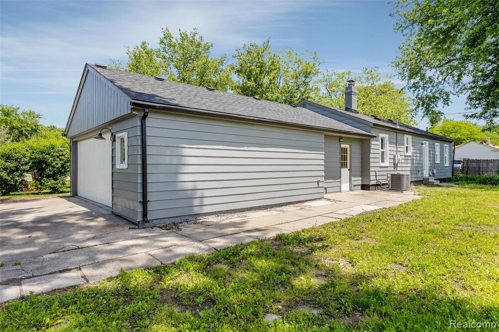 32443 Florence Street, Garden City, MI — Photo 28