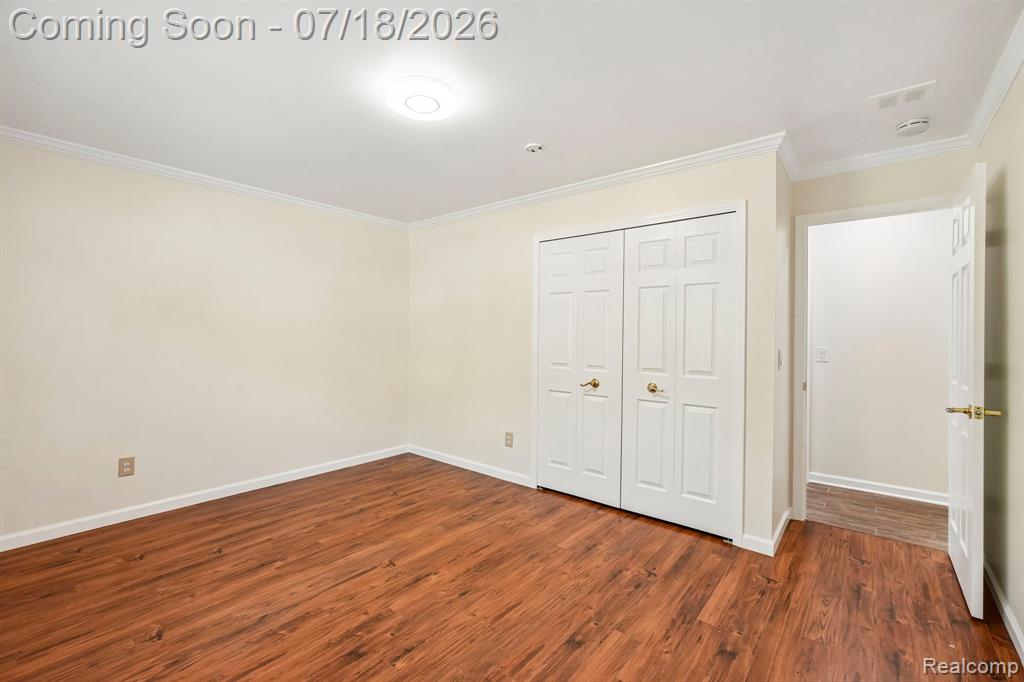 4855 Butler Drive, Troy, MI 48085 — Photo 22