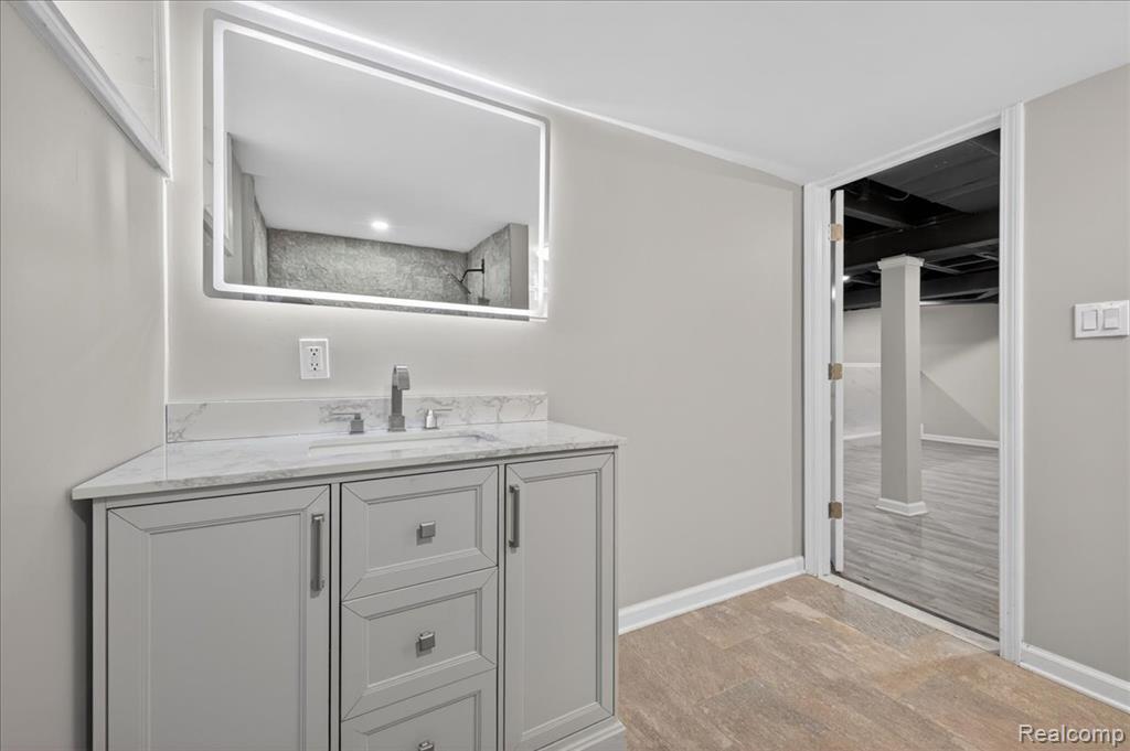 11684 Sussex Street, Detroit, MI 48227 — Photo 37