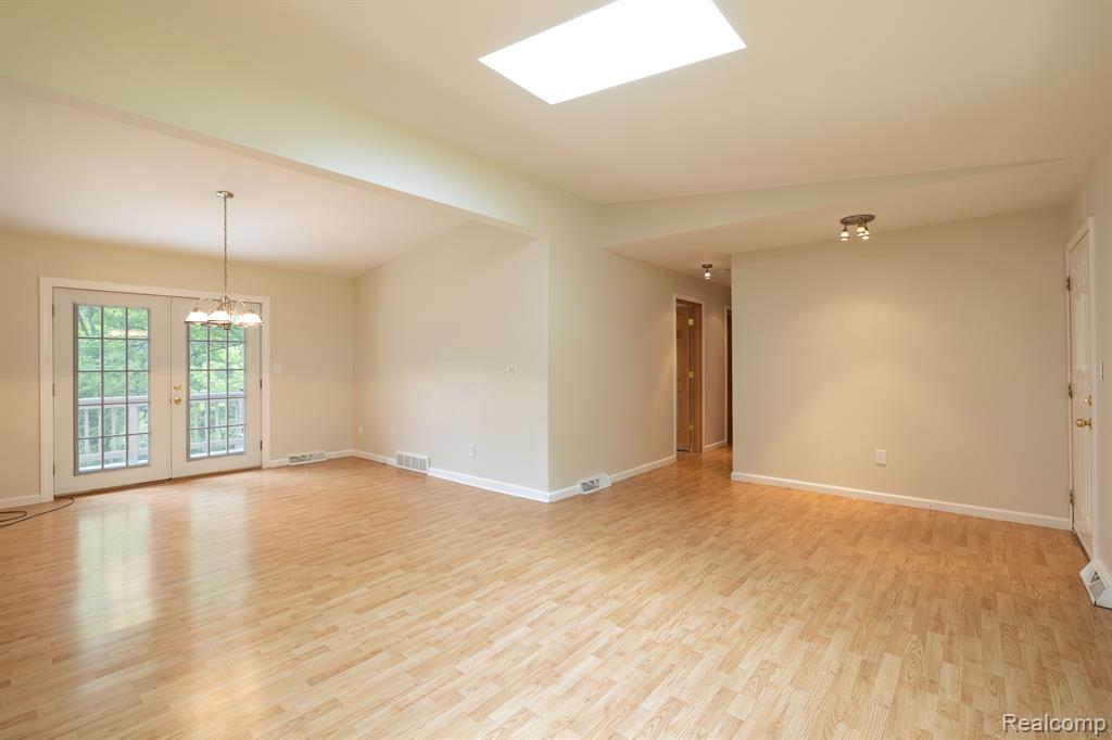9920 DEXTER PINCKNEY Road, Pinckney, MI 48169 — Photo 21